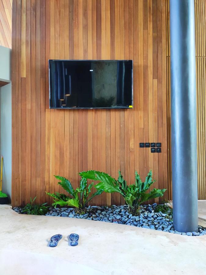 Villa Feh Bali By House Of Winds - Neo Tropical Eden Near Canggu Kerobokan Buitenkant foto