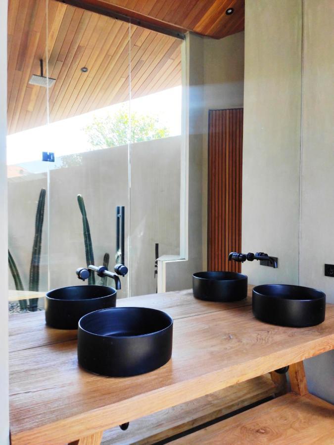 Villa Feh Bali By House Of Winds - Neo Tropical Eden Near Canggu Kerobokan Buitenkant foto