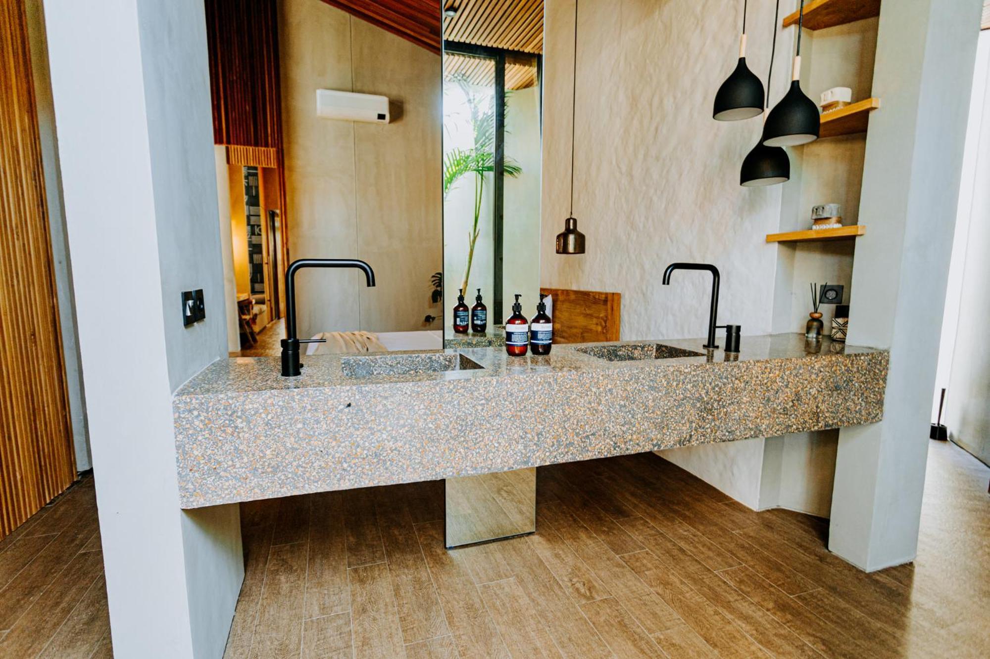 Villa Feh Bali By House Of Winds - Neo Tropical Eden Near Canggu Kerobokan Buitenkant foto